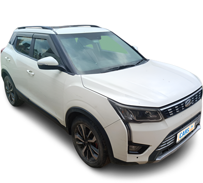 Mahindra XUV300-img